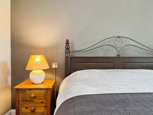 Photo 7- click for photo gallery